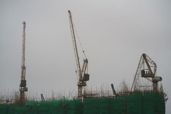 Hình ảnh khủng khiếp khi siêu bão Hato đổ bộ vào Trung Quốc, người đi đường bị gió thổi bay - 8