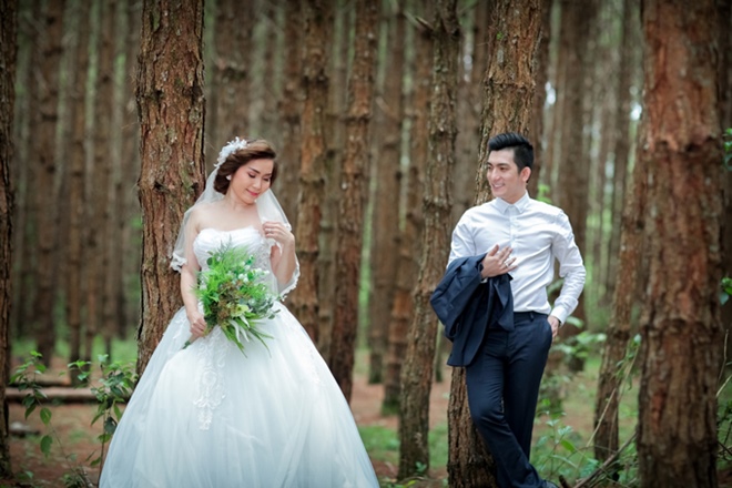 Chồng cũ Phi Thanh Vân khoe ảnh cưới ở Đà Lạt với vợ thứ ba - 1