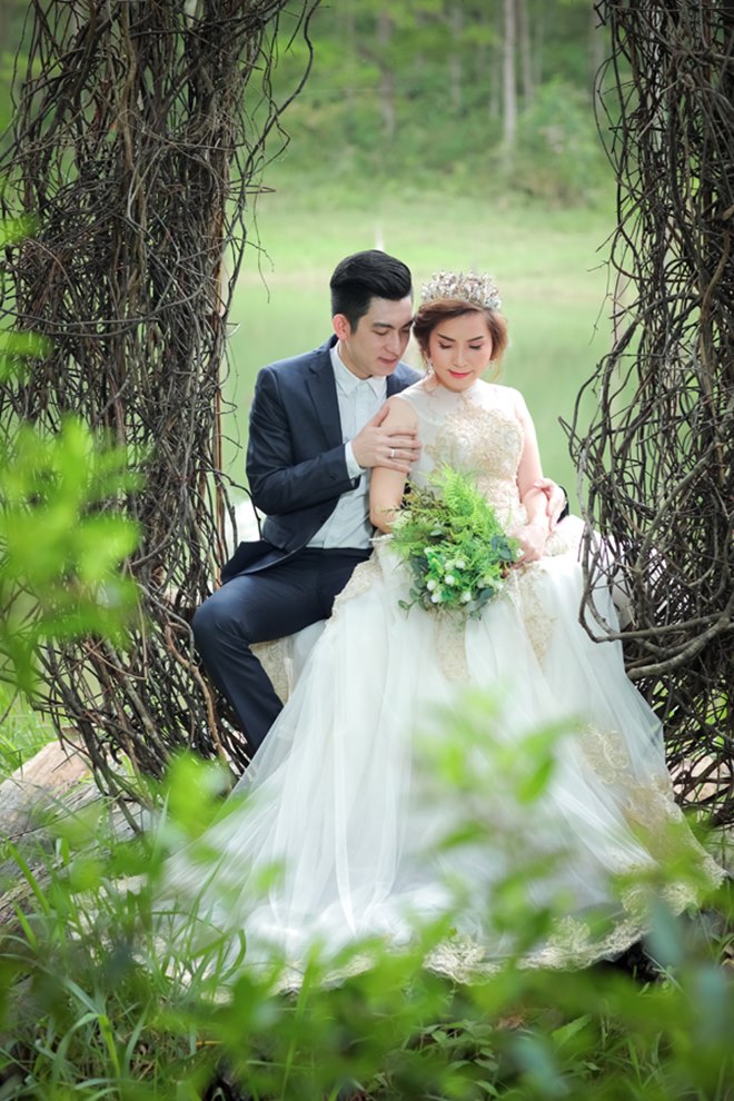 Chồng cũ Phi Thanh Vân khoe ảnh cưới ở Đà Lạt với vợ thứ ba - 8