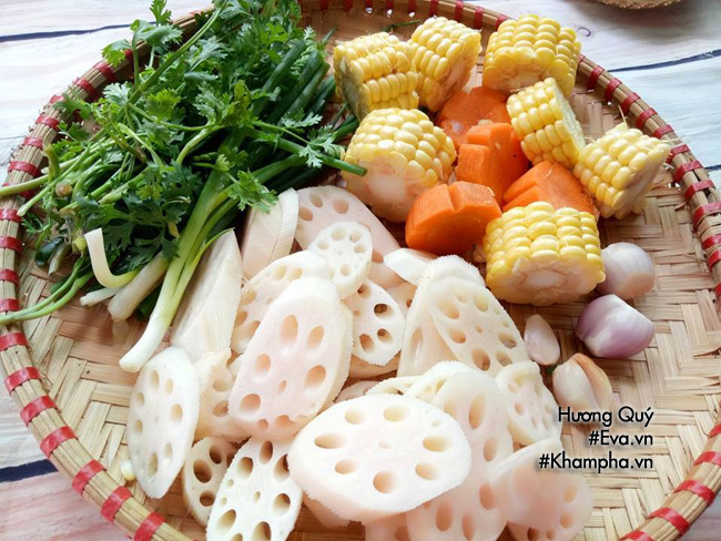 Cơm tối nấu canh sườn củ sen ngọt lịm trôi cơm vô cùng - 2