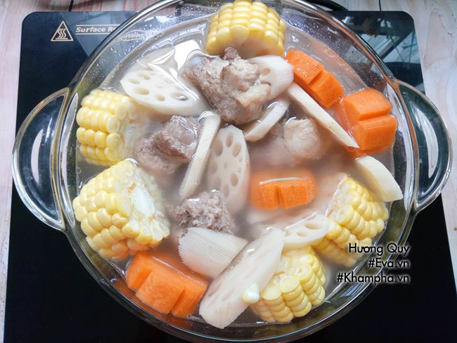 Cơm tối nấu canh sườn củ sen ngọt lịm trôi cơm vô cùng - 4