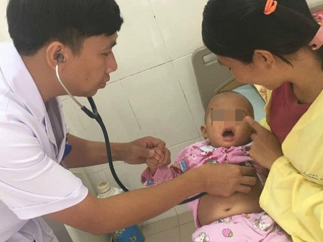 20 ngày giành giật sự sống cho bé gái 16 tháng tuổi mắc ho gà nguy kịch