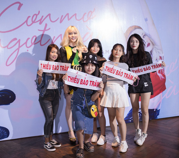 Thiều Bảo Trâm kể khổ, than thở việc chị gái không trả tiền cát-xê thời còn chung nhóm - 10