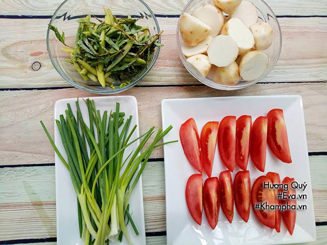 Cách nấu canh cua khoai sọ rau rút thơm ngọt cả nhà thích mê - 1