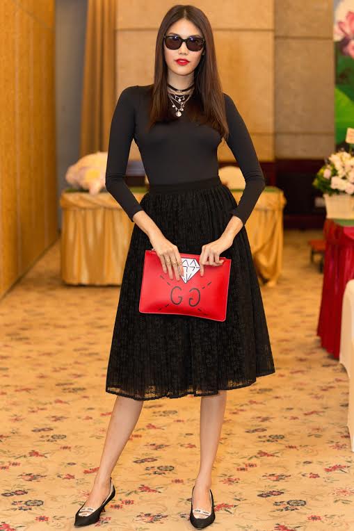 Học hỏi được điều này từ Á hậu Thuỳ Dung, sẽ khiến bạn luôn nổi bật giữa đám đông - 5