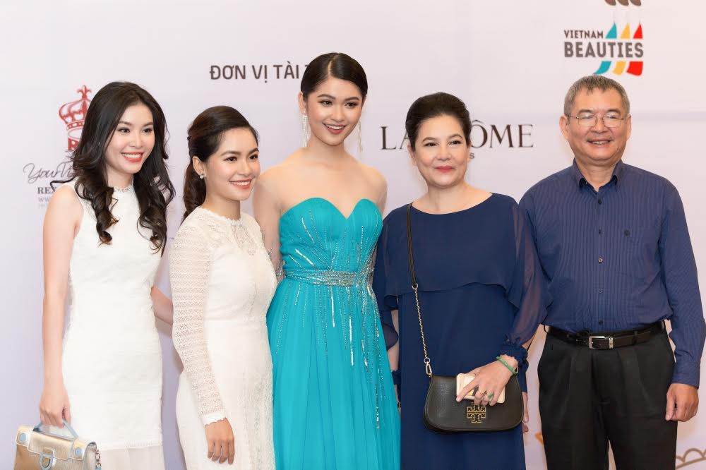 Học hỏi được điều này từ Á hậu Thuỳ Dung, sẽ khiến bạn luôn nổi bật giữa đám đông - 3