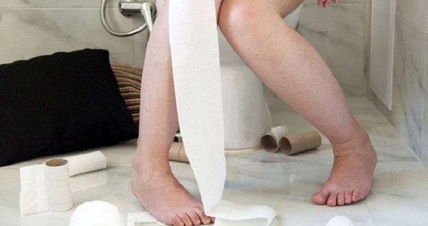 Khiếp sợ 10 căn bệnh nguy hiểm bạn có thể mắc phải khi đi tắm - 1