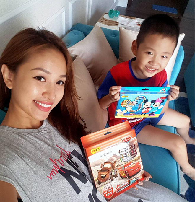 Các bậc phụ huynh “săn” bộ đồ dùng học tập có hình nhân vật Disney tặng con - 3