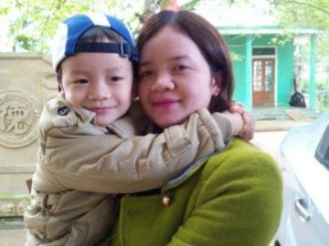 Mang khối u xơ tử cung to như quả bưởi, mẹ Quảng Trị vẫn dũng cảm mang bầu lần 2