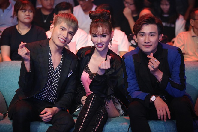 Phản ứng của Hoài Linh khi bị Xuân Bắc chê xấu trai - 8