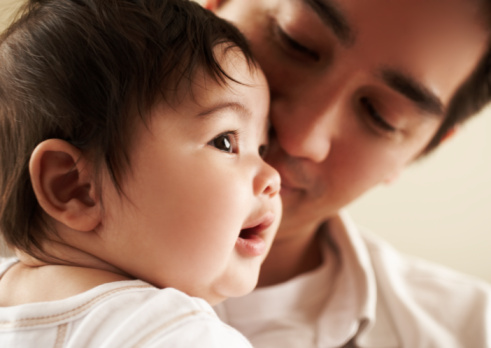 Trẻ 5 tháng tuổi: Mẹ phải chăm sóc như thế nào? - 2