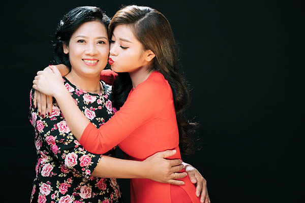 Rơi nước mắt với ca khúc về lòng mẹ của Sao Mai Thu Hằng - 8