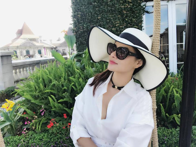 Sao Việt 24h:  Con trai Hồ Ngọc Hà mới 6 tuổi đã được khen amp;#34;biết điềuamp;#34; - 9