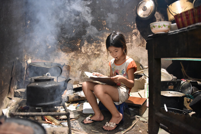 Cuộc sống cơ cực của người mẹ sinh 14 đứa con, có 7 lần đẻ rơi ở Hà Nội - 8