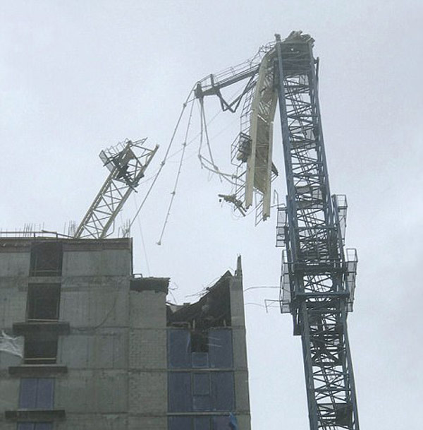 Siêu bão amp;#39;quái vậtamp;#39; Irma trút cuồng nộ lên Florida, toàn bộ chìm trong biển nước - 3