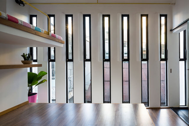 Căn nhà chỉ 18m²  của vợ chồng Việt gây bất ngờ vì thiết kế quá thông minh - 6