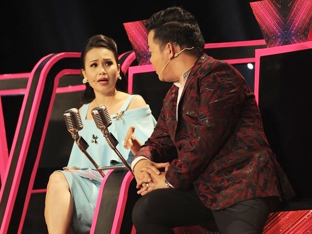 Cẩm Ly cáu, quát lớn khi Quang Lê đang tranh giành chỗ với chồng mình