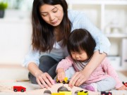 Làm mẹ - Hai bà mẹ Nam – Bắc chia sẻ cách nuôi con năng động, hiện đại