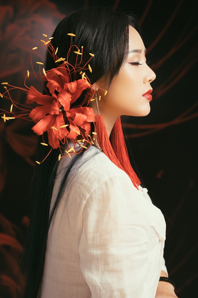 Vợ ca sĩ Việt Hoàn gây sốt khi cover nhạc phim “Tam sinh tam thế” - 4