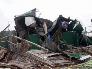 Tin tức - Cảnh tượng tả tơi, tan hoang tại các tỉnh miền Trung khi cơn bão số 10 đi qua