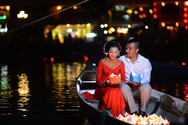 Chàng trai amp;#34;hổ báoamp;#34; tỏ tình với người yêu ở... bụi chuối, yêu 6 năm dọa chết hơn 10 lần - 5