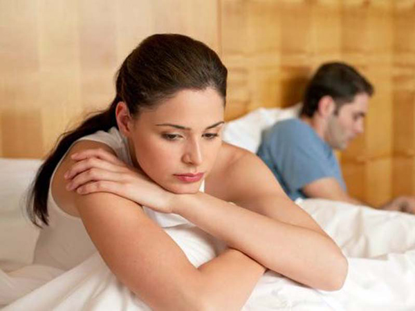 Lý do không ngờ khiến vợ chồng không còn cảm hứng trong amp;#34;chuyện ấyamp;#34; - 2