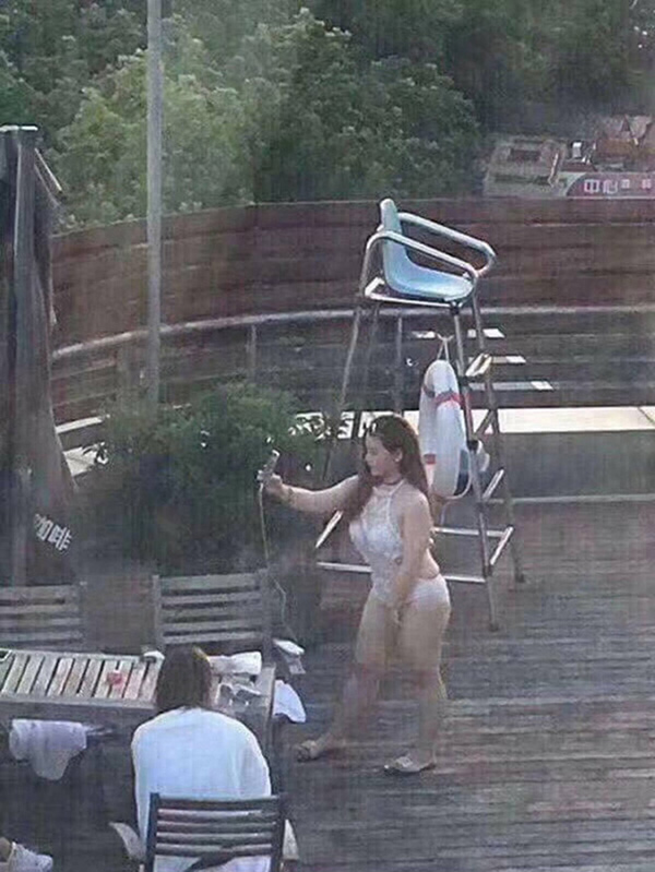 Hóa ra nhan sắc lung linh của các hot girl Trung Quốc đều nhờ photoshop mà có - 4