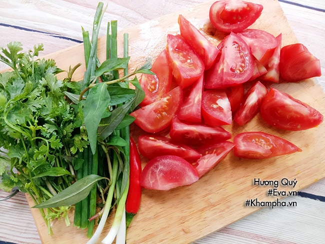 Bữa sáng no bụng với bánh đa nấu sườn non chả viên - 2