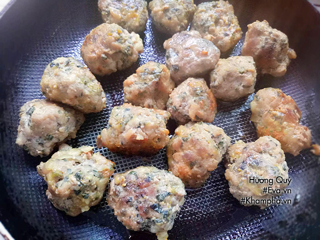 Bữa sáng no bụng với bánh đa nấu sườn non chả viên - 6