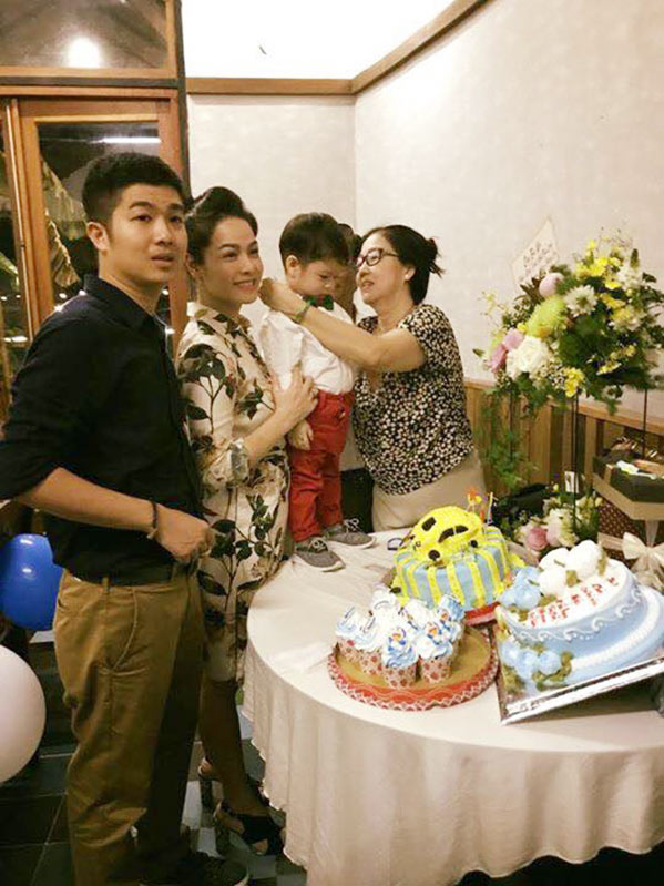 Nhật Kim Anh và chồng tình cảm trong sinh nhật con trai, xóa tin đồn rạn nứt - 5