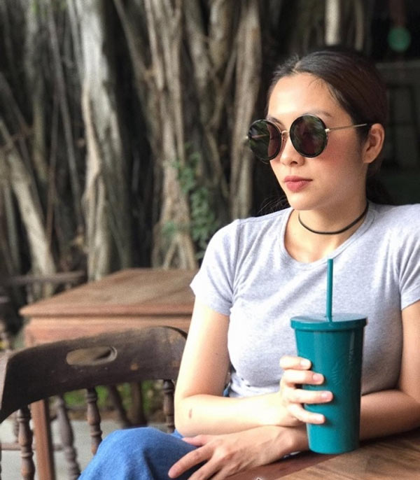 Sao Việt 24h: Thái Trinh say đắm hôn Quang Đăng trên bờ biển - 4