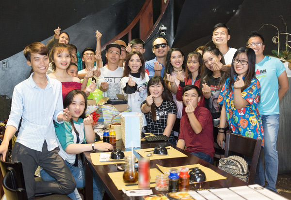 Tự nhận không phải soái ca, Tiến Luật vẫn tổ chức sinh nhật cho vợ đầy ngọt ngào - 10