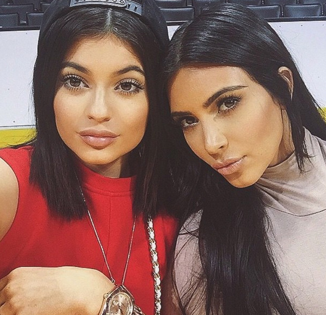 Em út nhà Kim Kardashian có bầu khi mới 20 tuổi, phải chăng cô là người đẻ hộ chị gái? - 3