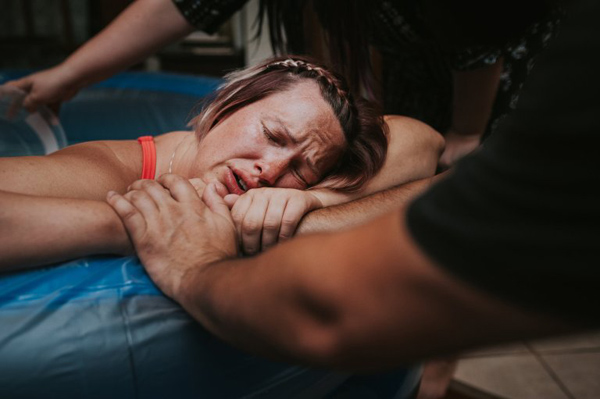 Muốn biết lòng dạ đàn ông, hãy đến khoa sản, chứng kiến giờ phút đàn bà sinh con - 4