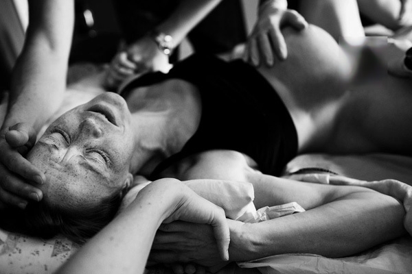 Muốn biết lòng dạ đàn ông, hãy đến khoa sản, chứng kiến giờ phút đàn bà sinh con - 3