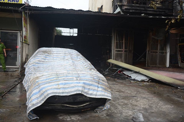 Cháy nhà HN, 2 bé gái tử vong: “Tiếng kêu của trẻ lịm dần, mọi người đành bất lực” - 6