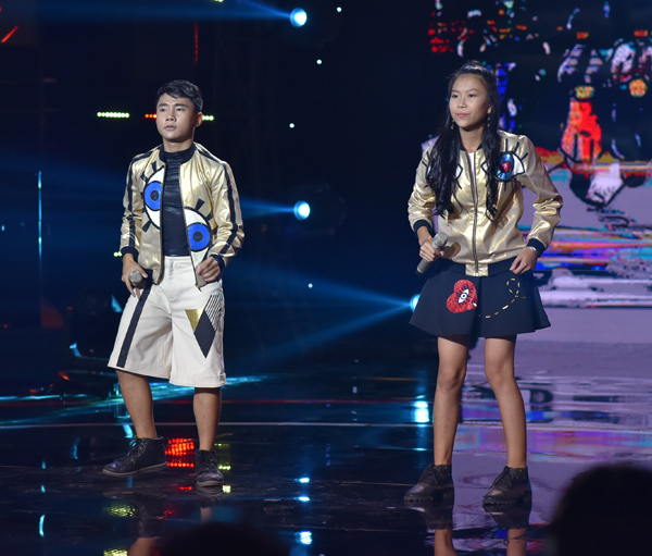 “Con rể tương lai của Thủy Tiên” khiến dàn giám khảo ùa lên sân khấu chúc mừng - 1