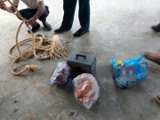 Tin tức - Người mẹ ép 2 con uống thuốc cỏ tự tử vì 7.000 đồng từng “bắt nạt” cả chồng