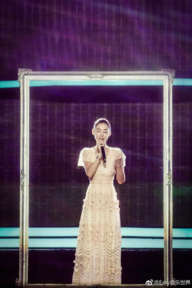 Cuối cùng amp;#34;đệ nhất mỹ nhân Hàn Quốcamp;#34; Kim Hee Sun đã đặt chân đến Đà Nẵng - 10