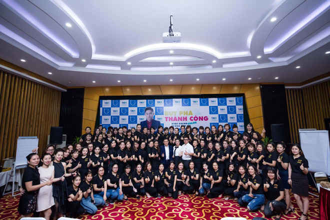 Góc khuất ít ai biết của ông bố đơn thân thành đạt - 7