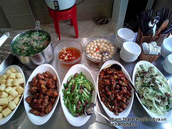 Nữ bếp trưởng Thanh Hóa khoe mâm amp;#39;buffet văn phòngamp;#39; chỉ 30 nghìn/người ai cũng thèm - 5
