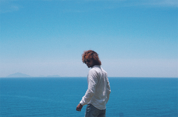 Bà mẹ U70 du lịch cùng con trai: Chụp ảnh amp;#34;chất đừng hỏiamp;#34; - 6