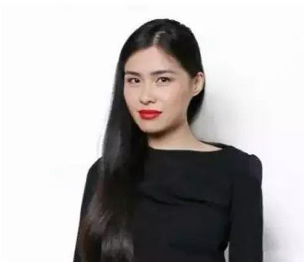 Bị chê miệng rộng xấu xí nhưng cô gái Trung Quốc vẫn amp;#34;đốn timamp;#34; hoàng tử châu Âu điển trai - 2