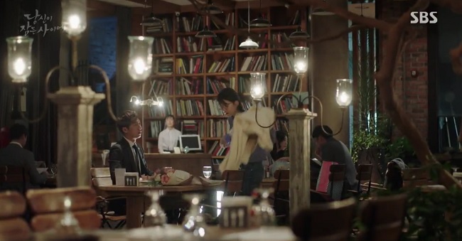 Khi nàng say giấc: Lee Jong Suk bất lực đứng nhìn Suzy tự tử - 4