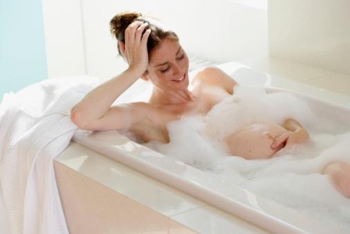 Những điều bác sĩ sản khoa muốn mẹ bầu ghi nhớ để an toàn trong ngày nắng nóng - 4