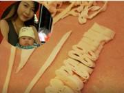 Bếp Eva - Cho con bú không hết, mẹ “bá đạo” đem sữa làm thành mỳ nấu ăn khiến ai cũng kinh ngạc