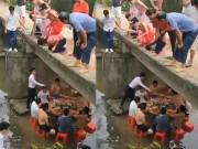 Eva Yêu - Trời nóng hơn 40 độ, cả họ rủ nhau xuống gầm cầu, chân ngập nước ăn cỗ cưới