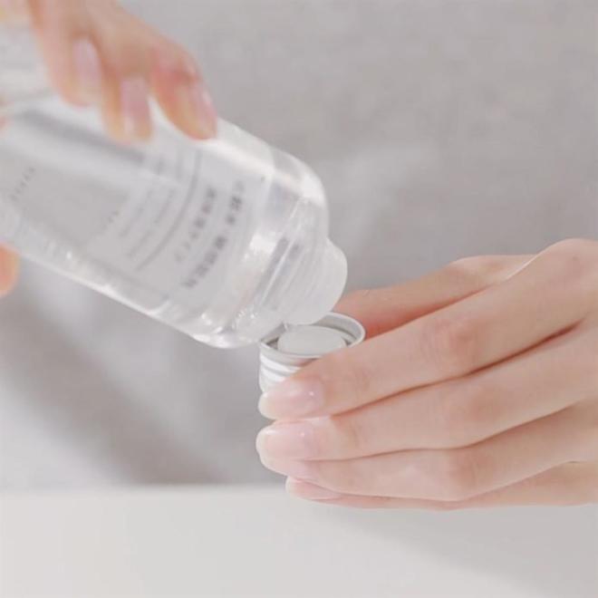 Điểm mặt 5 toner làm sạch kiêm trị mụn luôn trong tình trạng hết hàng vì quá hot! - 10