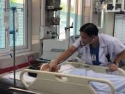 Sức khỏe - Người đàn ông gục bên đường nghi do sốc nhiệt, bác sĩ cảnh báo: Uống hạ sốt là vô nghĩa