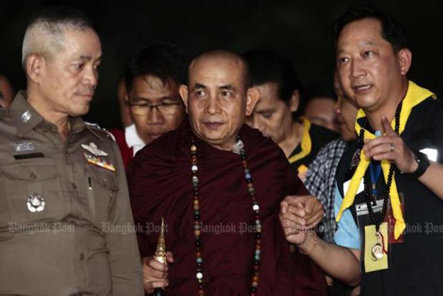 Lời tiên tri huyền bí của nhà sư Thái Lan về đội bóng mất tích 9 ngày trong hang động - 1